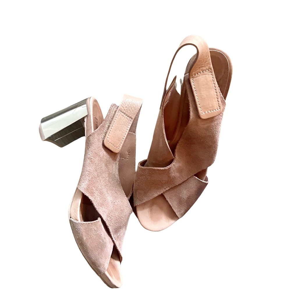 Pedro Garcia Nude Suede Slingback Chunky Heel Sandal. Size EU 41 US 10